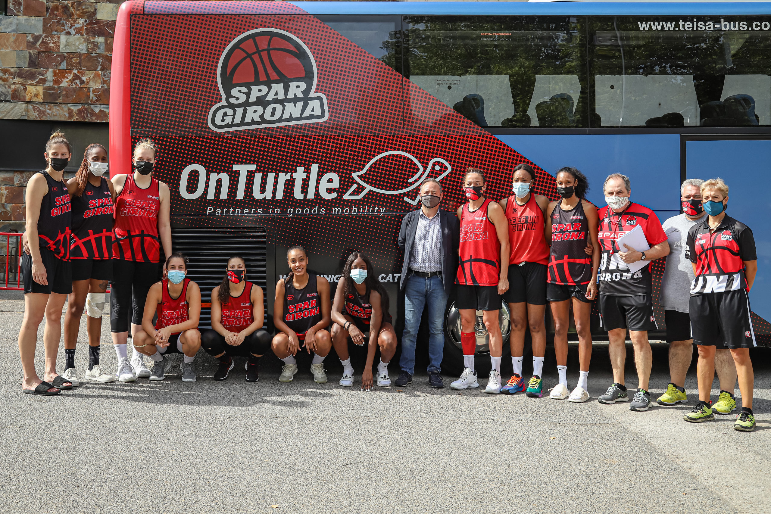 OnTurtle estrena patrocini amb l’equip de bàsquet femení Spar Girona